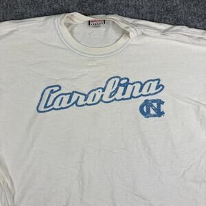 Foot Locker T-Shirt Mens XXL White Carolina Tar Heels Graphic Vintage NCAA Tee